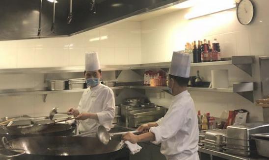 星期三查餐厅|君悦酒店被检查 后厨被曝光
