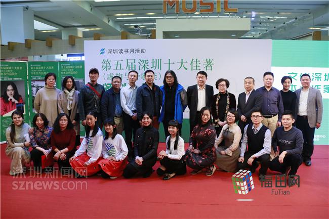 00后“小诗人”一年创作诗歌5百首 作品荣获深圳年度十大佳著