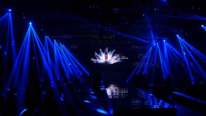 直播|花落谁家？2019YINGER PRIZE全球新锐女装设计师邀请赛揭晓谜底