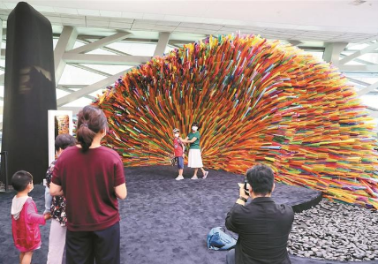 当代艺术与城市规划馆首开夜间展览