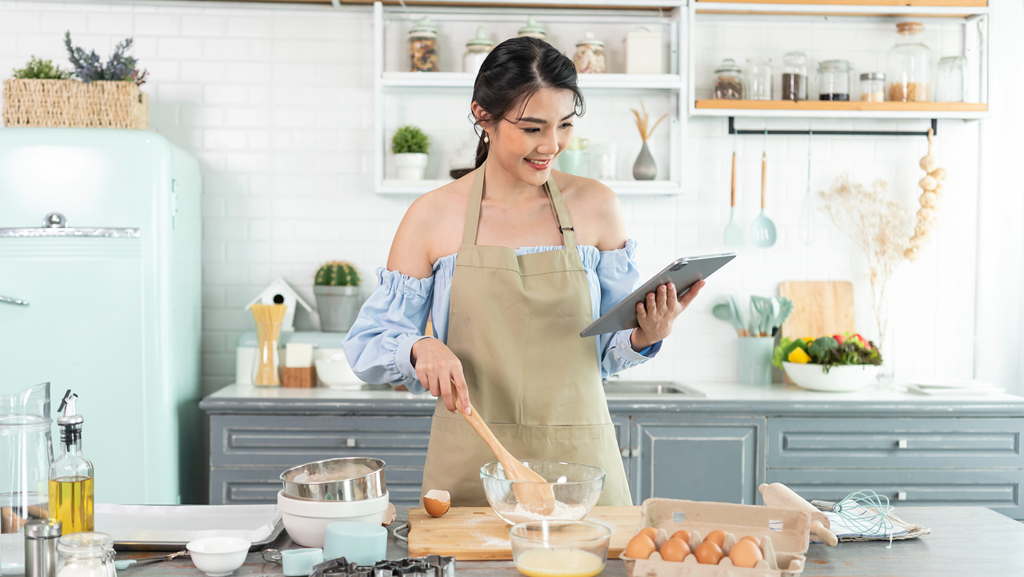 这届年轻人热衷做饭背后，有着美好的生活哲学