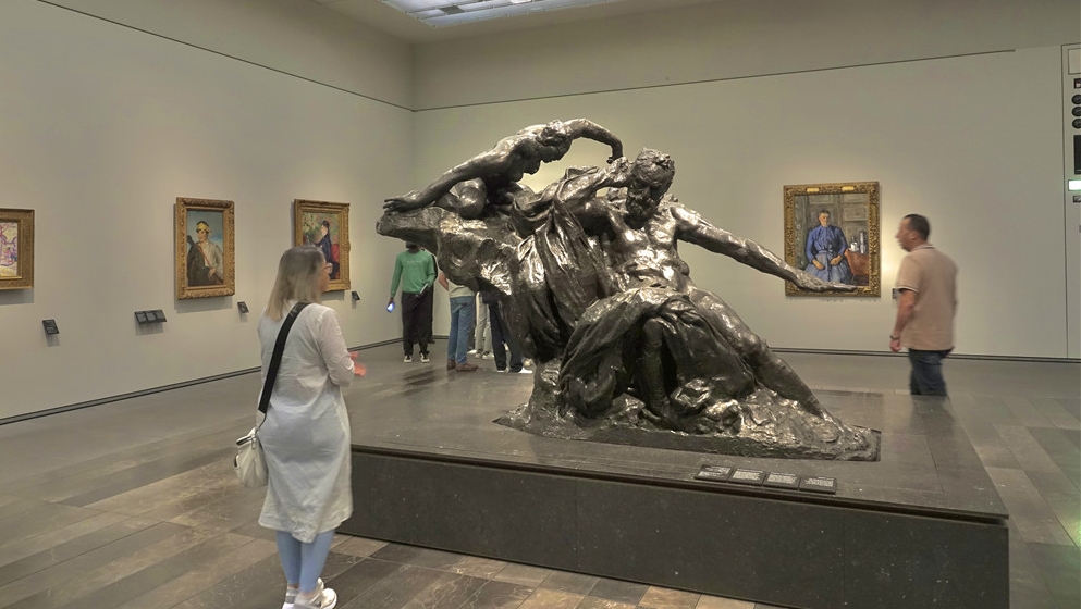 奇观天下|租借十亿欧元藏品，看看海上“卢浮宫”有多豪！