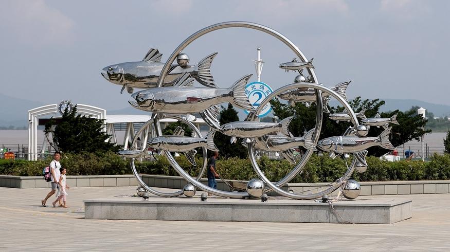 洪水退去 鸭绿江畔重回往日面貌